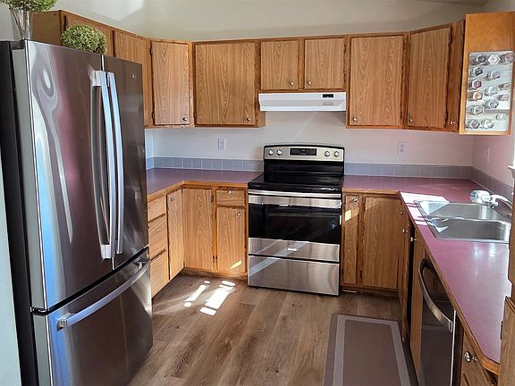 5th image of 1906 Bluestone