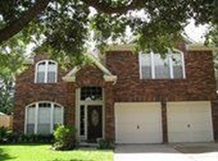 119 Rolling Plains Dr, Sugar Land, TX 77479