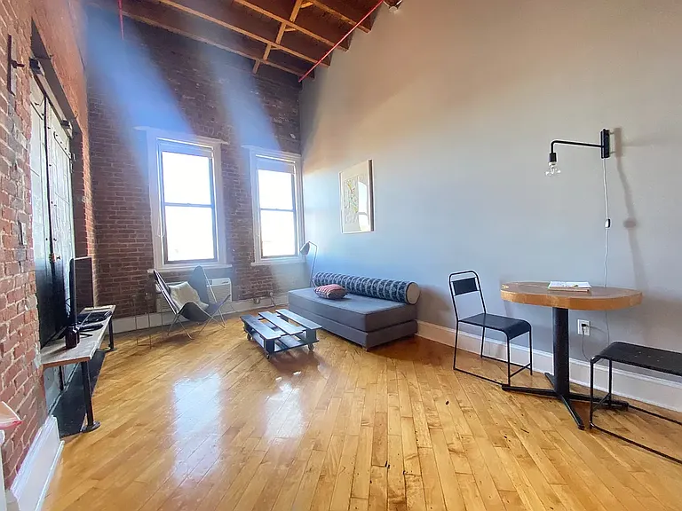 101 Sutton St #418 — Photo 2