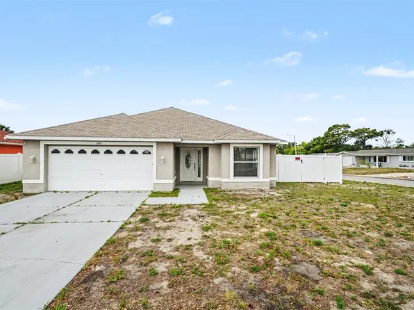 11647 Zimmerman Rd, Port Richey, FL 34668