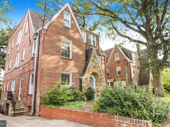 721 Erie Ave APT 2, Takoma Park, MD 20912