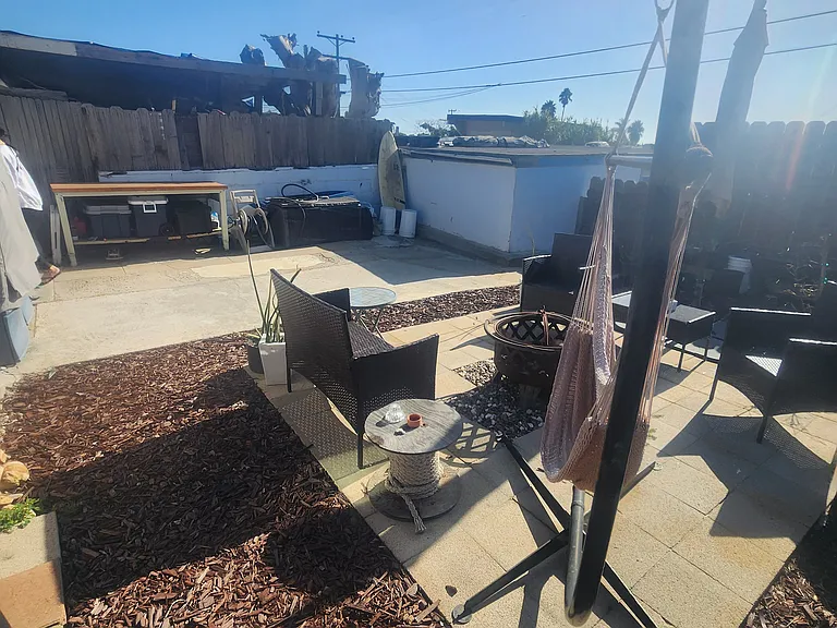 4350 Clairemont Dr — Photo 21