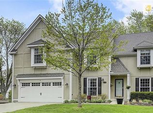 5052 W 130th Ter, Leawood, KS 66209