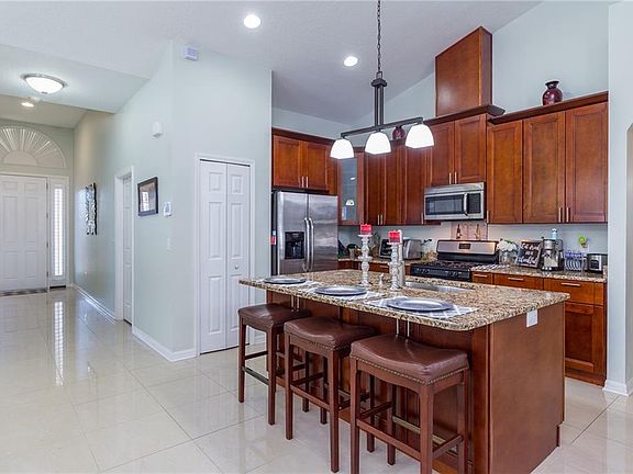 5th image of 8008 N Cameron Ave