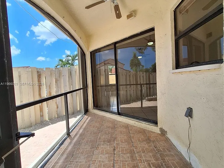 3214 San Remo Cir — Photo 17