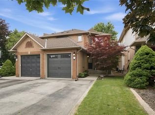 137 Chudleigh St, Hamilton, ON L8B 0J4