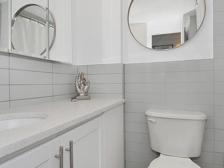 235 Bay St #605 — Photo 6