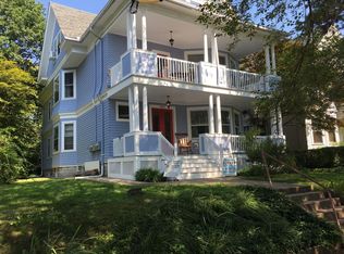 862 Orange St #1, New Haven, CT 06511