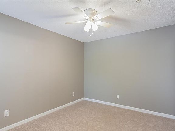 5th image of 1521 Graduate Ln APT 304