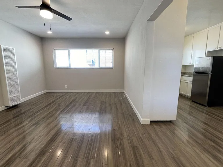 The Patio Apts...Newly Remodeled Gorgeous Apartments...CALL NOW! — Photo 5