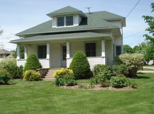 201 8th Ave NW, Waukon, IA 52172