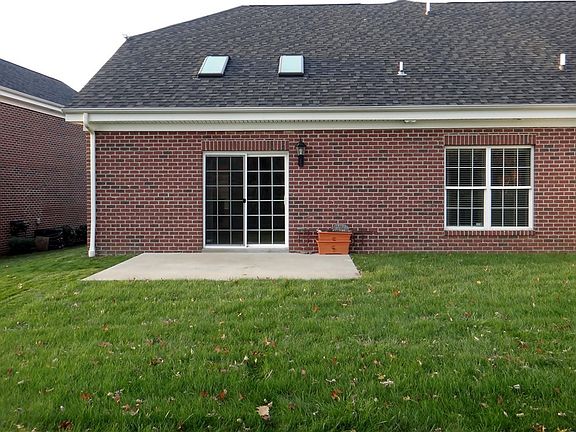 2nd image of 112 Shady River Blvd