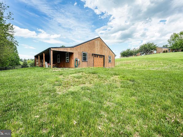 39937 Charles Town Pike, Hamilton, VA 20158