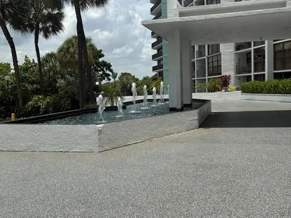 400 Leslie Dr APT 502, Hallandale Beach, FL 33009