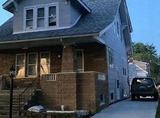 1468 Wayburn St, Grosse Pointe, MI