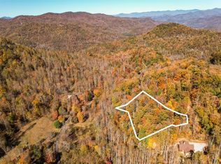 17 Pilot Knob Road, Glenville, NC 28736