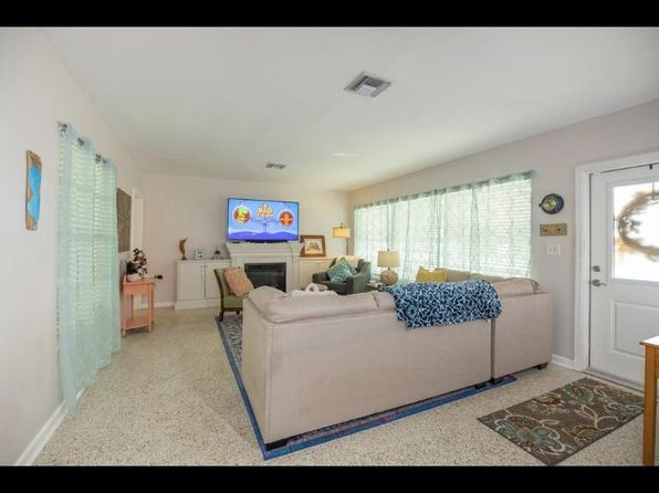 Houses For Rent in Parrot Cove Lake Worth - 11 Homes | Zillow