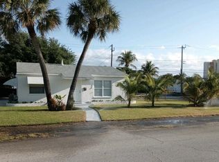 54 E 22nd Ct, Riviera Beach, FL 33404