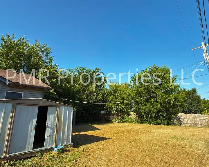 2904 NW 19th St — Photo 10