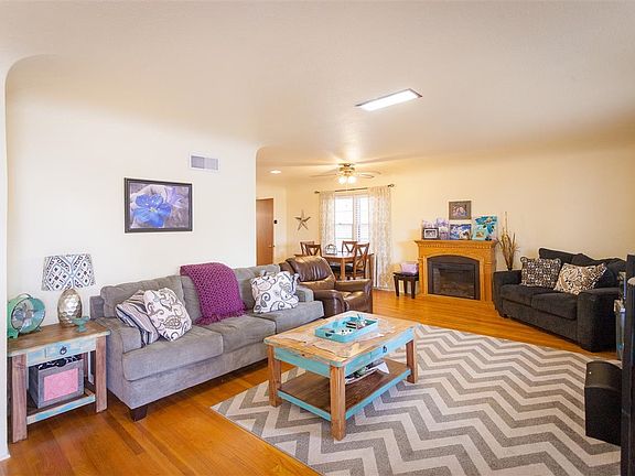 3rd image of 1514 S Lea Ave