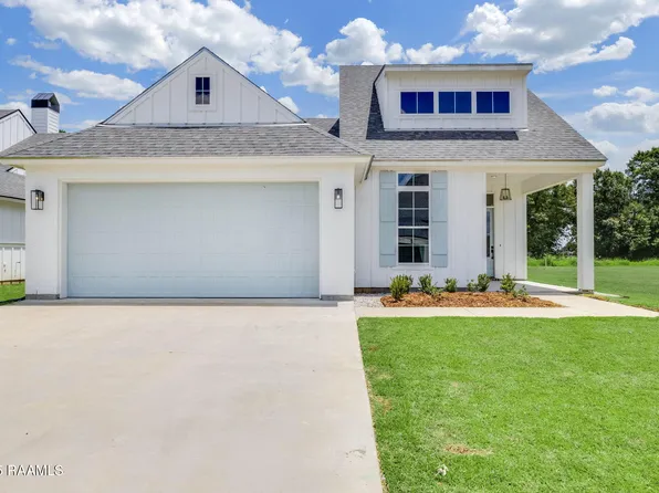 112 Cape Town Ave, Youngsville, LA 70592