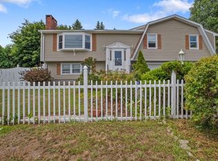 15 Concetta Sass Dr, Randolph, MA 02368
