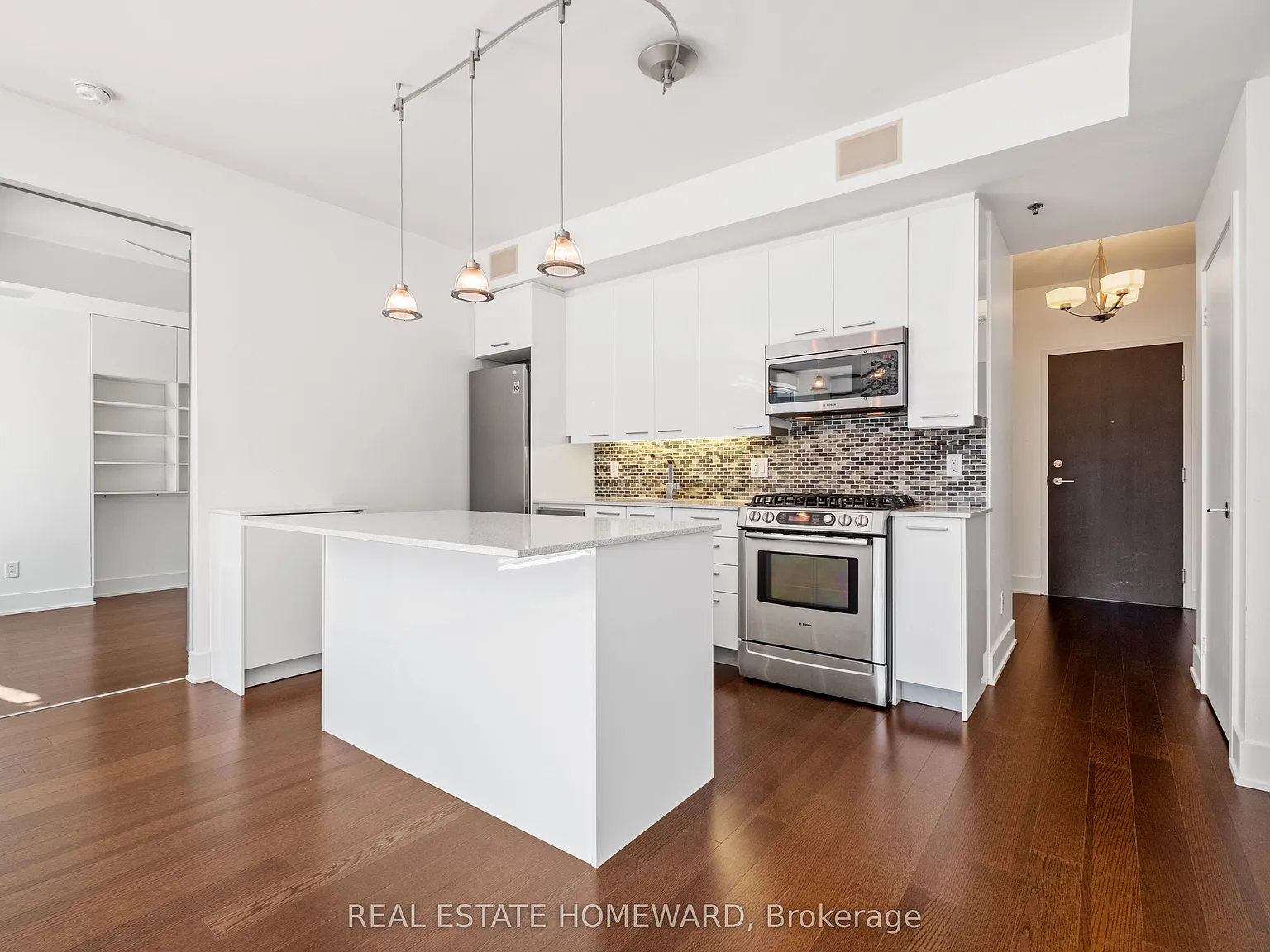 2 bed, $4,200 — Photo 3