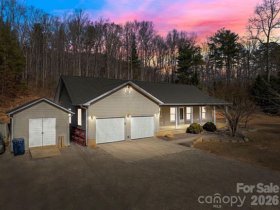 4th image of 136 Little Cove Creek Dr