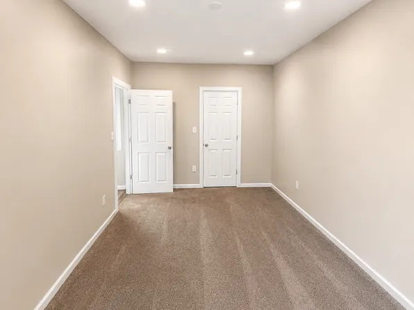 821 Jackson St Floor 2, Allentown, PA 18102