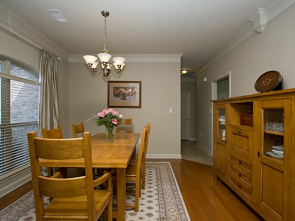 3rd image of 7509 Glenn Hills Dr