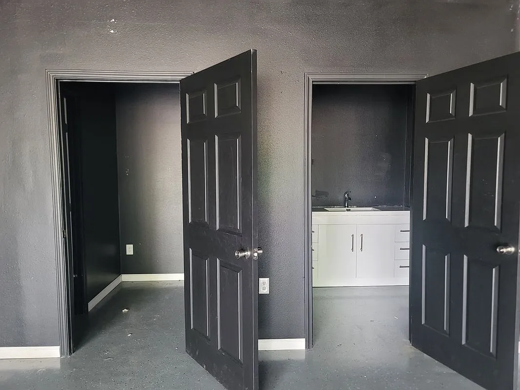 1 bed, 1.0 bath, 950 sqft, $1,300 — Photo 4