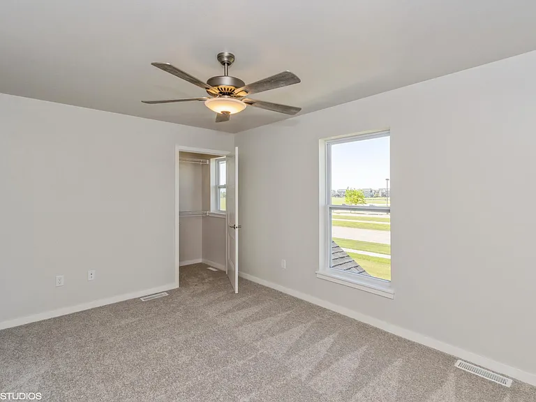2225 Saint Andrews Dr — Photo 15