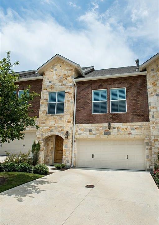 1st image of 1217 Haven Ln #102