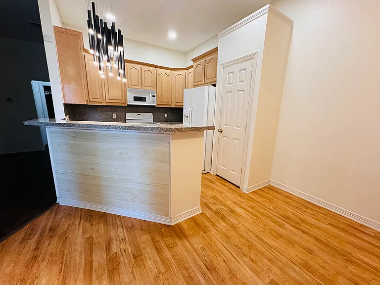 114 Flower Meadows Dr — Photo 12