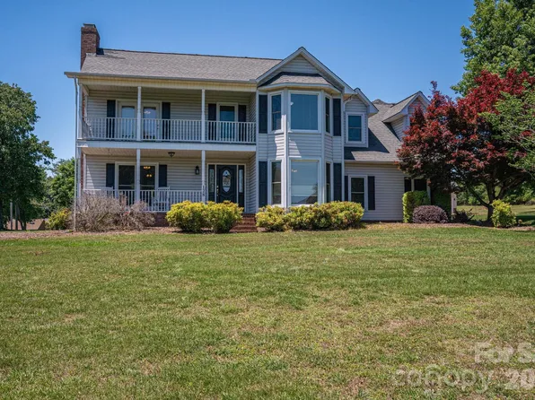 128 Windy Hill Dr, Cherryville, NC 28021