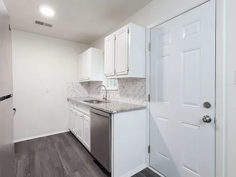 641 Powder Springs Smyrna LLC — Photo 27