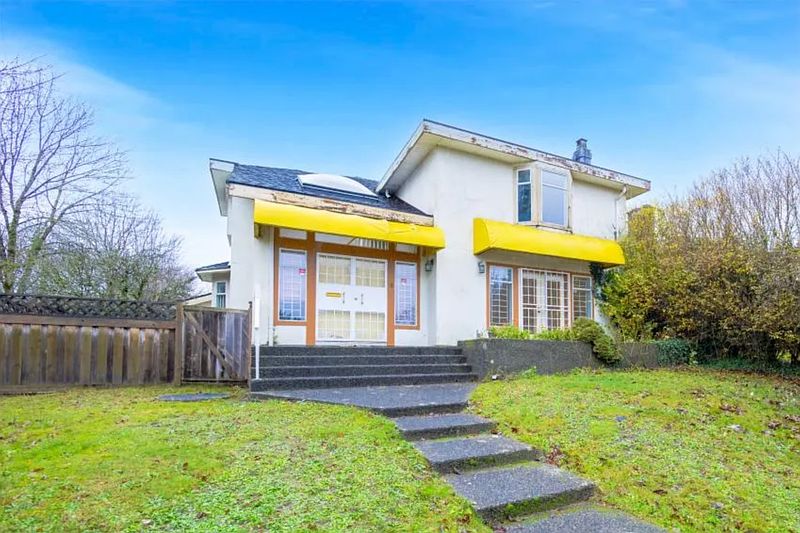 Vancouver House for rent - 4 Bedrooms — photo 18