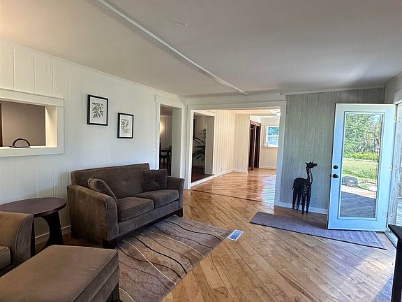 2848 N Et Rd, Trenary, MI 49891 | MLS #50121490 | Zillow