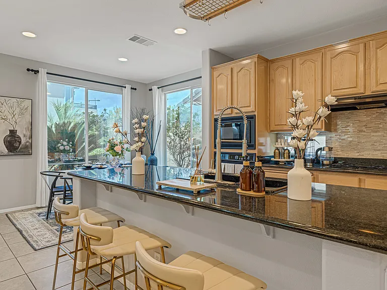 10226 Early Morning Ave — Photo 32