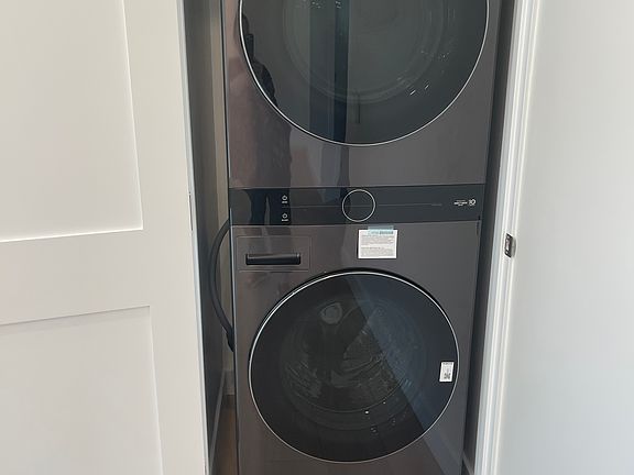 washer and dryer in unit