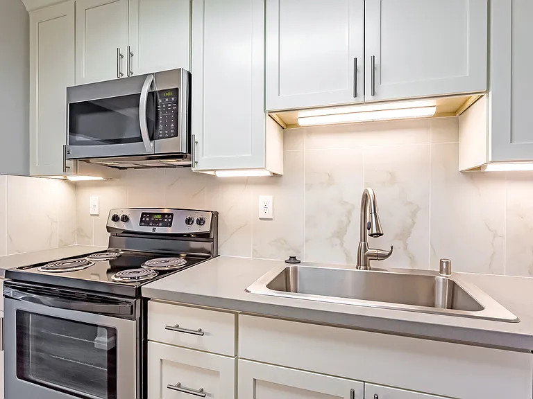 Parksquare Apartments — Photo 6