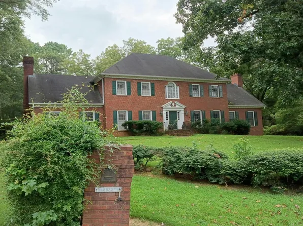 5933 Heritage Ln, Stone Mountain, GA 30087