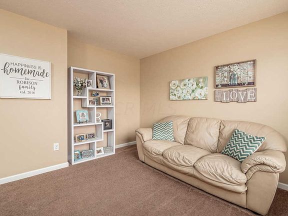 4th image of 3938 Granite Peak Dr