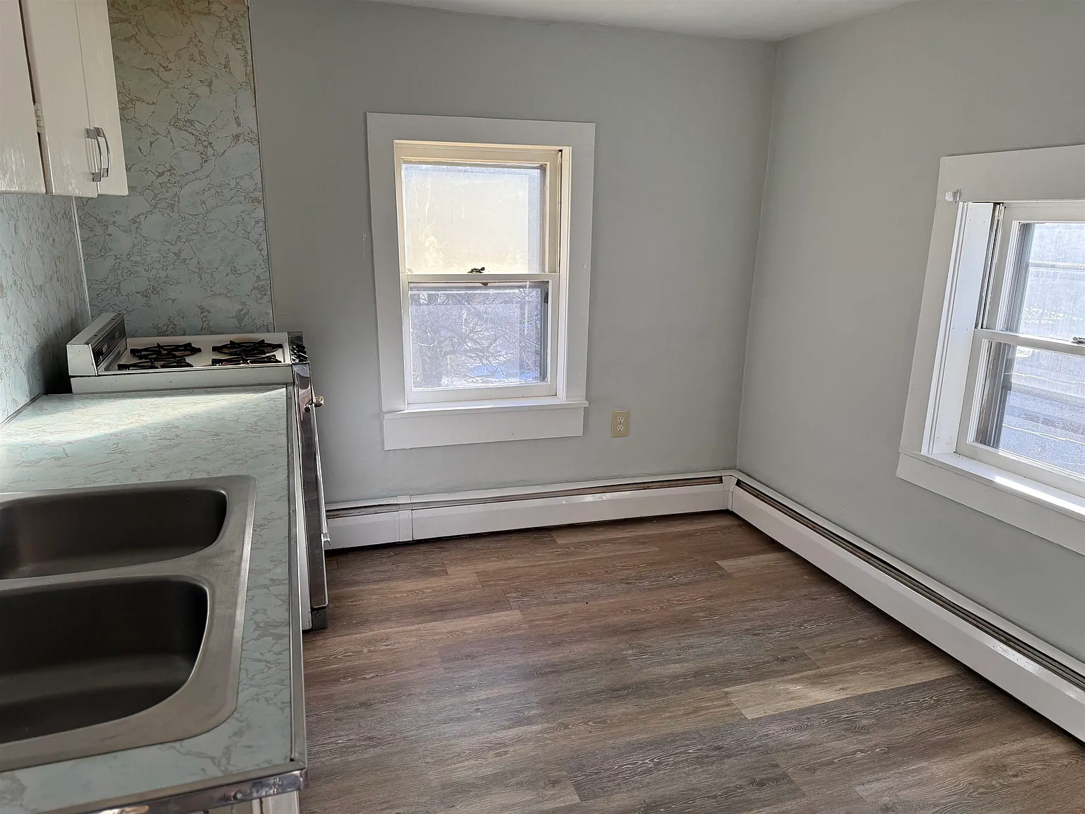 Studio, 1.0 bath, 550 sqft, $1,350 — Photo 1