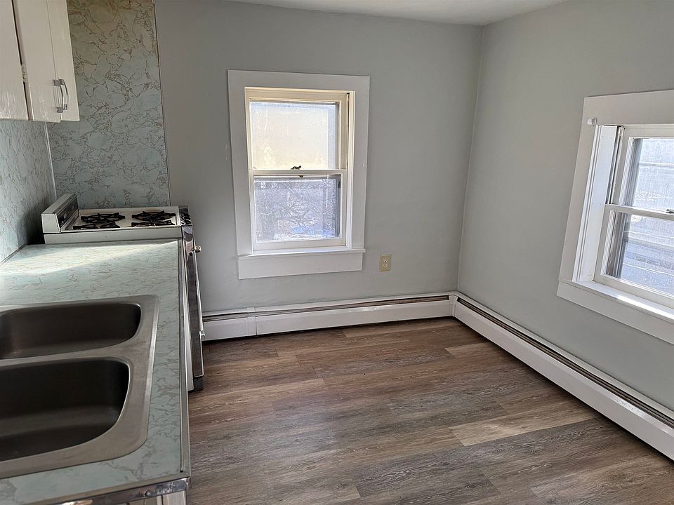 1st image of 19 Pleasant St Unit 10