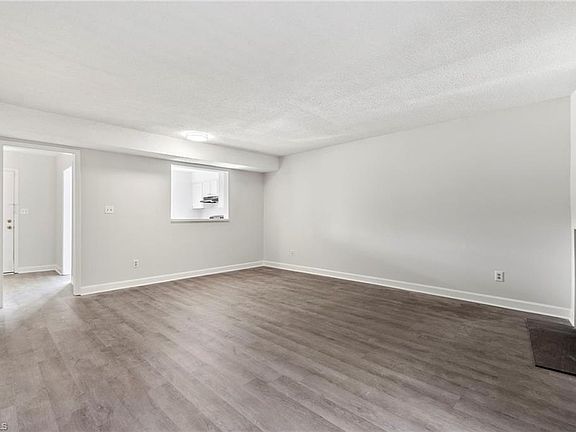 5th image of 375 E Montcastle Dr Unit F