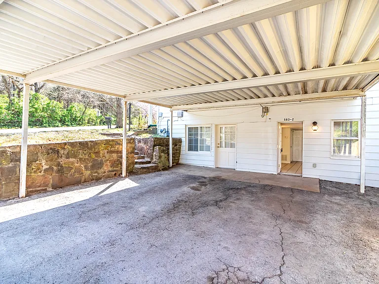583 N Assembly Dr #2 — Photo 2