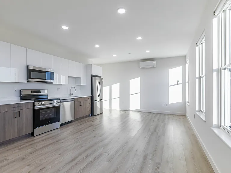 02 Harbor - Apt 502