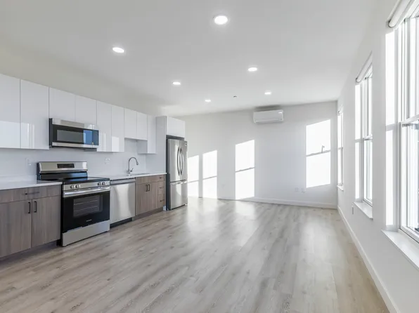 Skyline Apartments