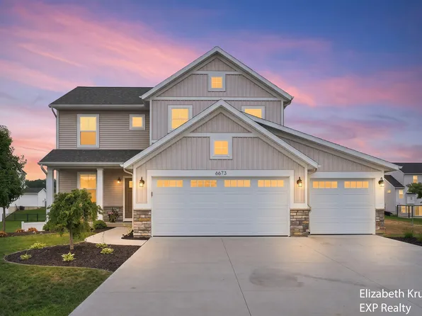 6673 Maria Dr, Hudsonville, MI 49426